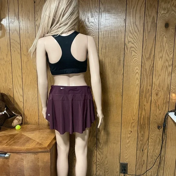 Lululemon"Quick Pace Skirt-(13") Dark Adobe - Picture 10 of 16